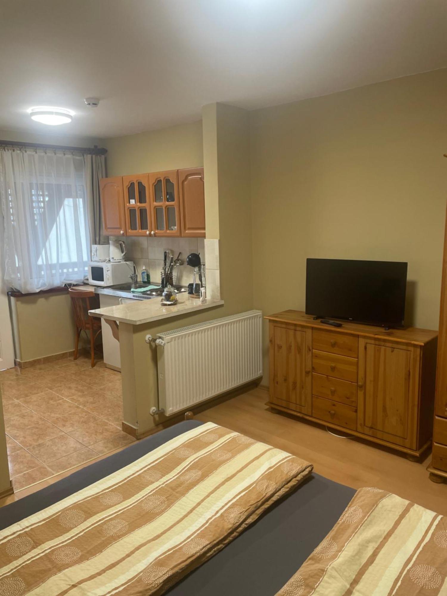 Rozsakert Apartmanhaz Hajdúszoboszló Eksteriør bilde